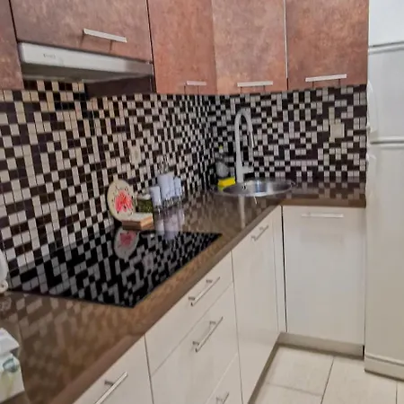 Pleasure Place 2 Μπάνια Λούκα